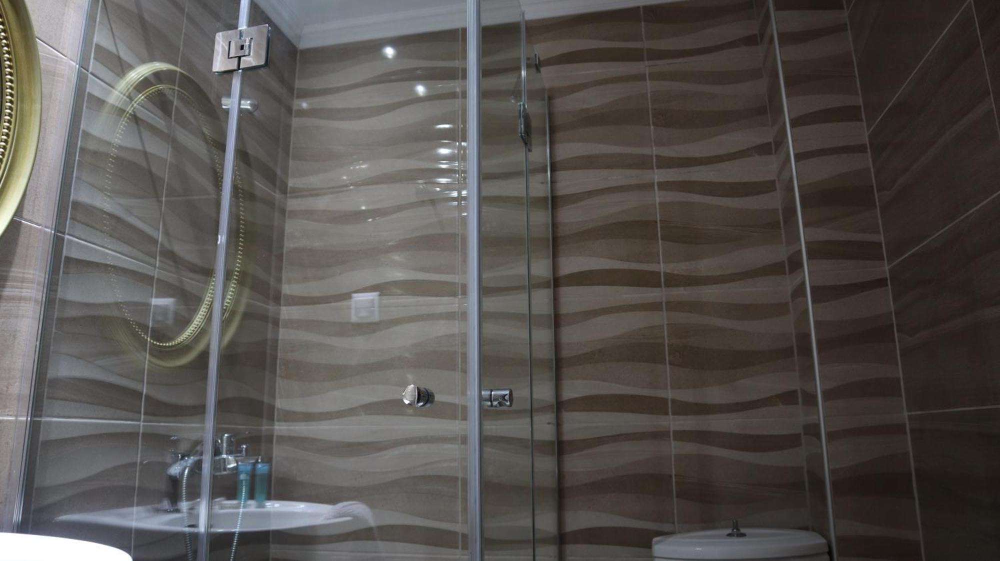 Hotel Viky Sarti Buitenkant foto