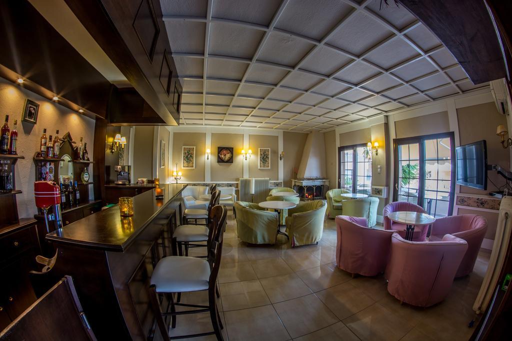 Hotel Viky Sarti Buitenkant foto